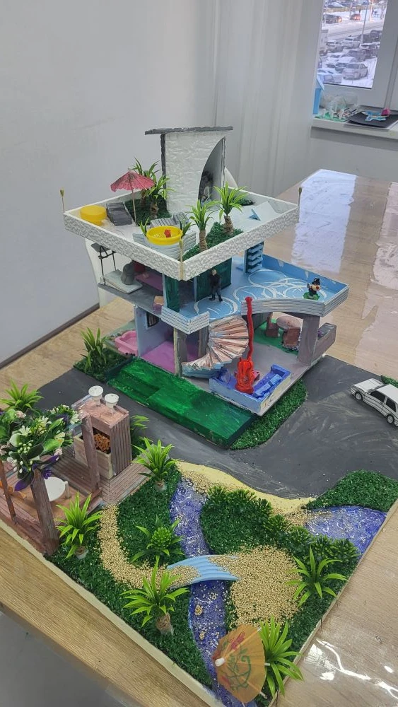 Макет современного дома с ландшафтом и рекой